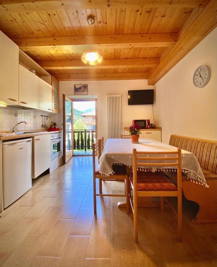 Casa Ortensia Pellizzano Buitenkant foto